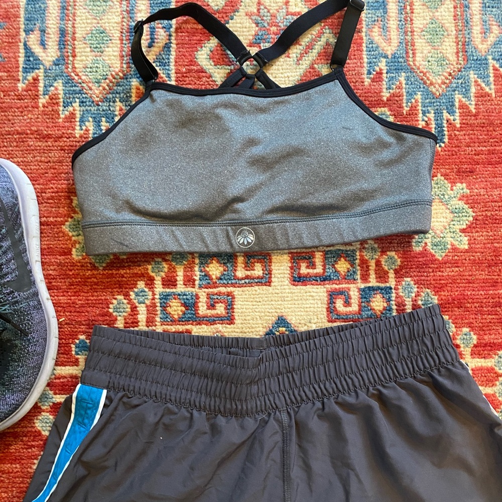 Senita Athletics sports bra size small